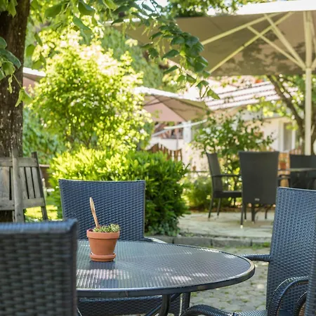 Falkenhalde Tatil Evi